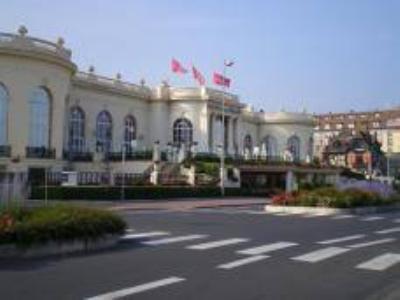 Residence "Les Planches" Deauville Luaran gambar